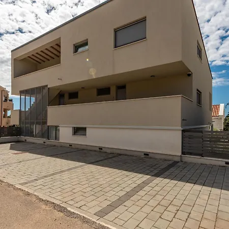 Apartment 1 Bedroom Gorgeous In Kozino