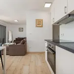1 Bedroom Beautiful In *